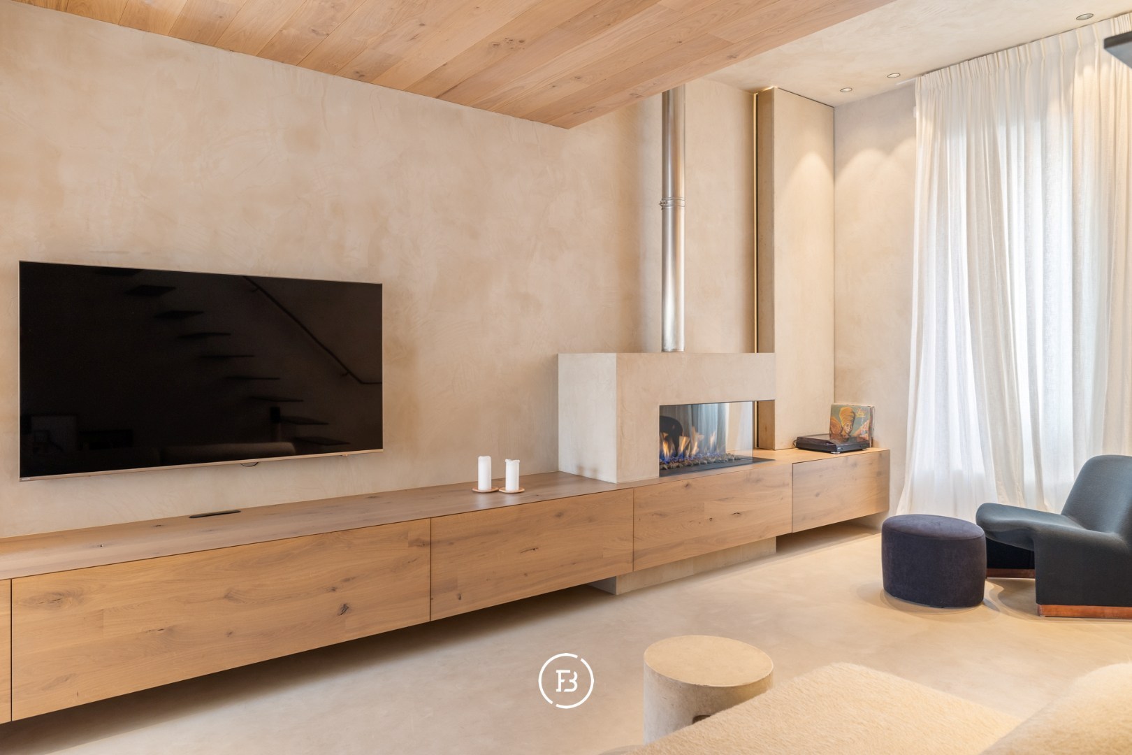 High-end city home - photo 5