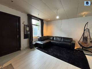 WONING MET 4 KAMERS EN TUINRichtprijs : 299.000 euro Deze woning is gelegen nabij de dorpskern van Ophasselt, kortbij scholen, openbaar vervoer en...