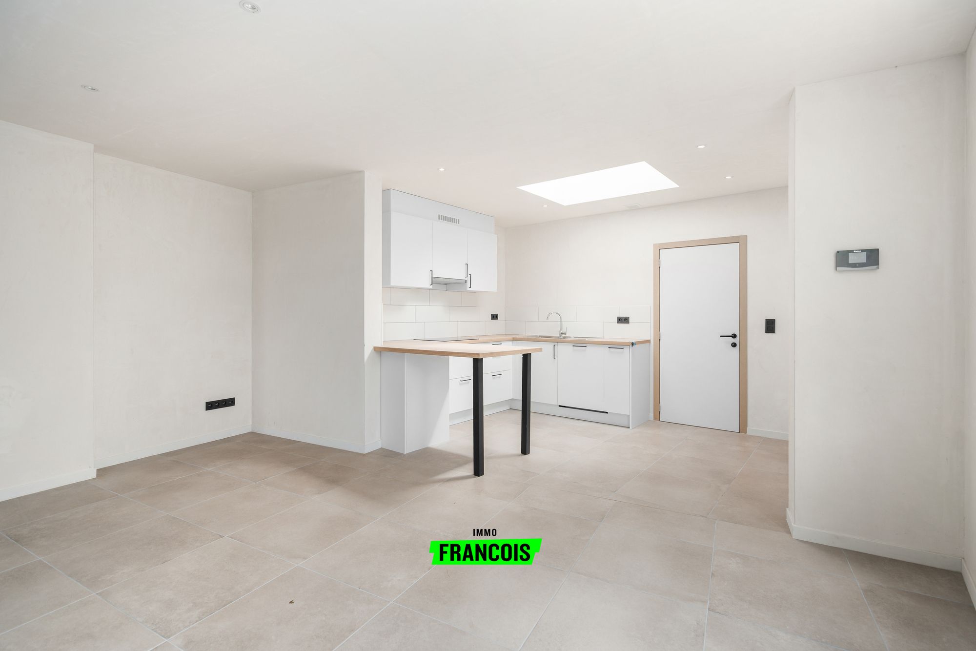 Gerenoveerde en uiterst energiezuinige woning in Lievegem - foto 4