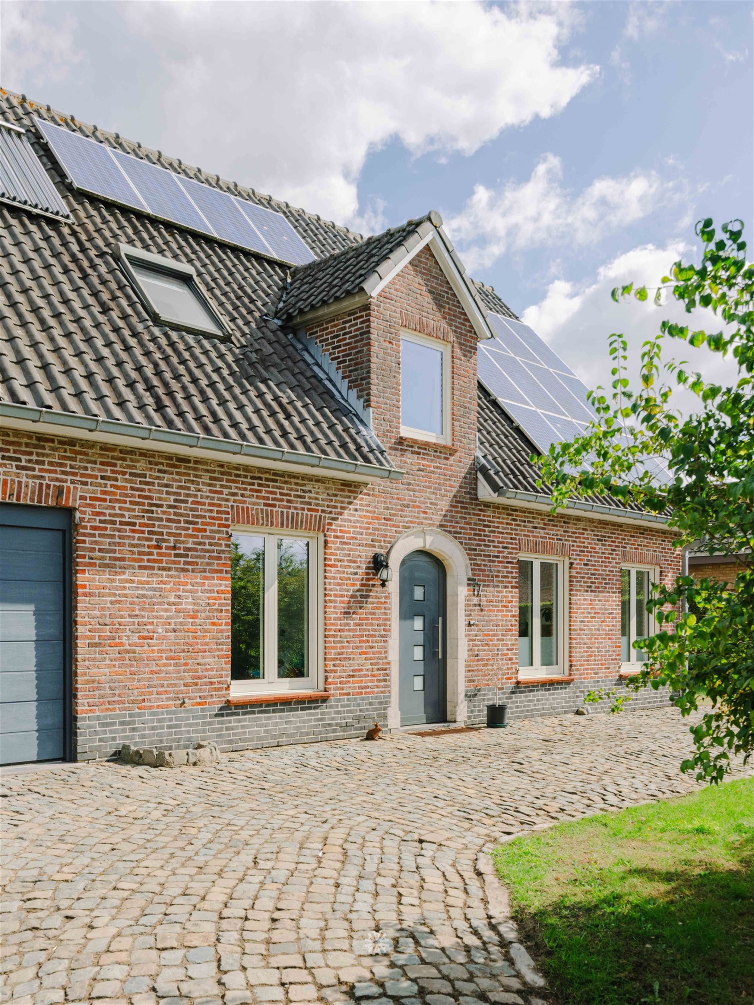 Ruime woning met moderne uitbouw en groene tuin - foto 5