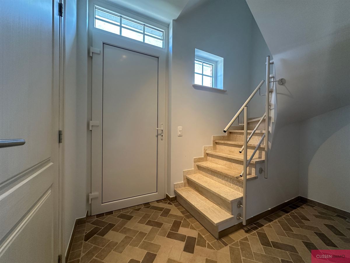 Recente woning met 4 slaapkamers, tuin en garage!  - foto 4