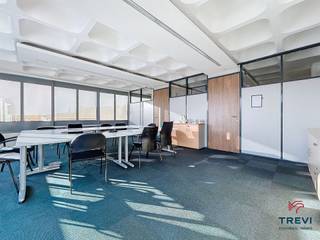 Idéalement situés à proximité des grands axes, dans le parc industriel de Wauthier-Braine et au 2ème étage du bâtiment avec ascenseur,...