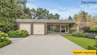 Op zoek naar een unieke kans om jouw droomwoning te realiseren op een uitzonderlijke locatie?Deze te renoveren laagbouwwoning biedt een zee aan...