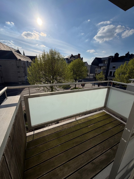 lichtrijk vrij ruime appartement op de markt - photo 5