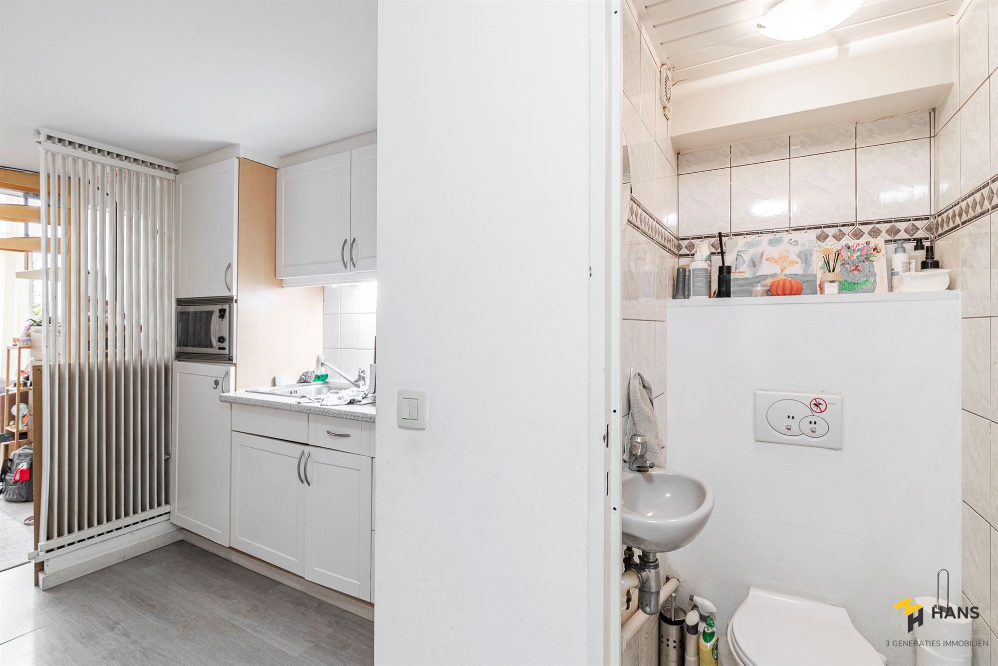 Lichtrijke duplex studio (49 m²) met terras (2 m²) in Antwerpen (2018). - foto 4