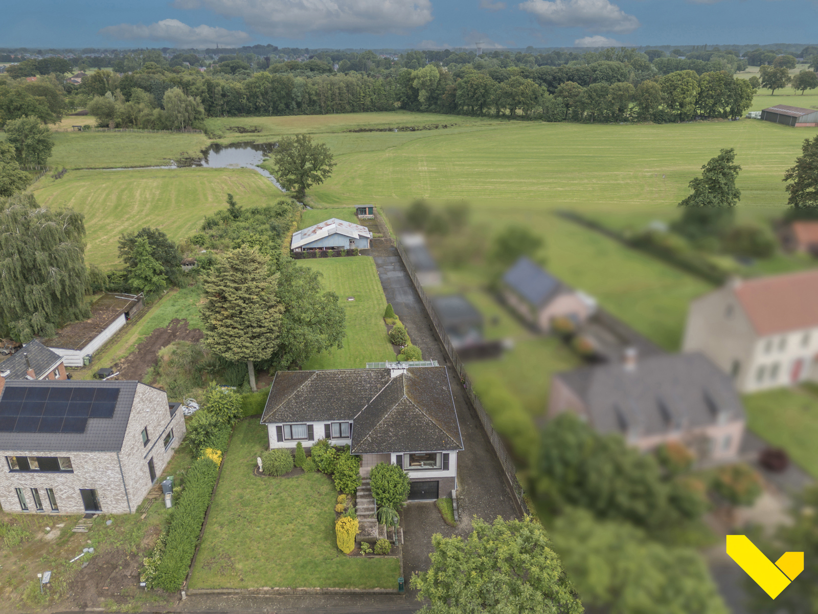 House for sale in Meerhout with 4 bedrooms - photo 1