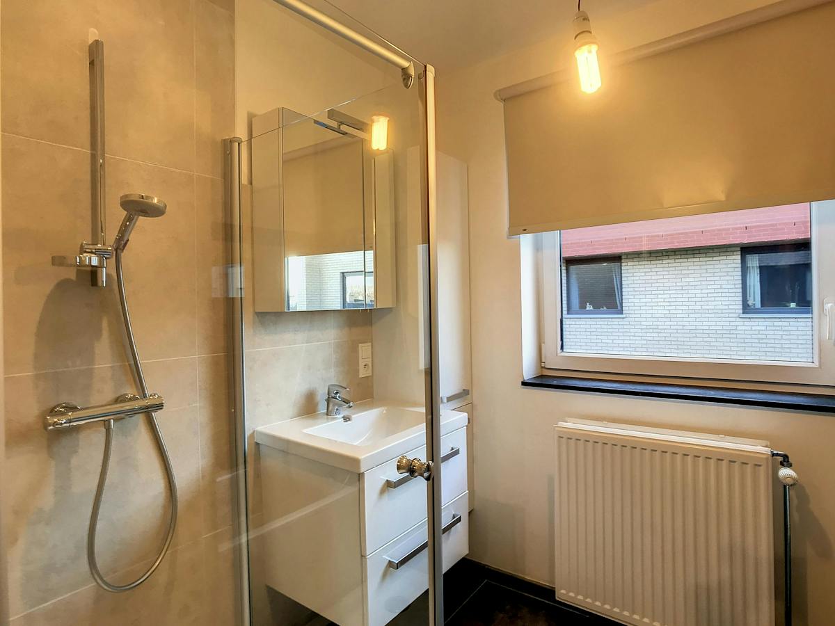 Appartement confortable à louer avec 2 chambres sur le Damse Vaart. - photo 5