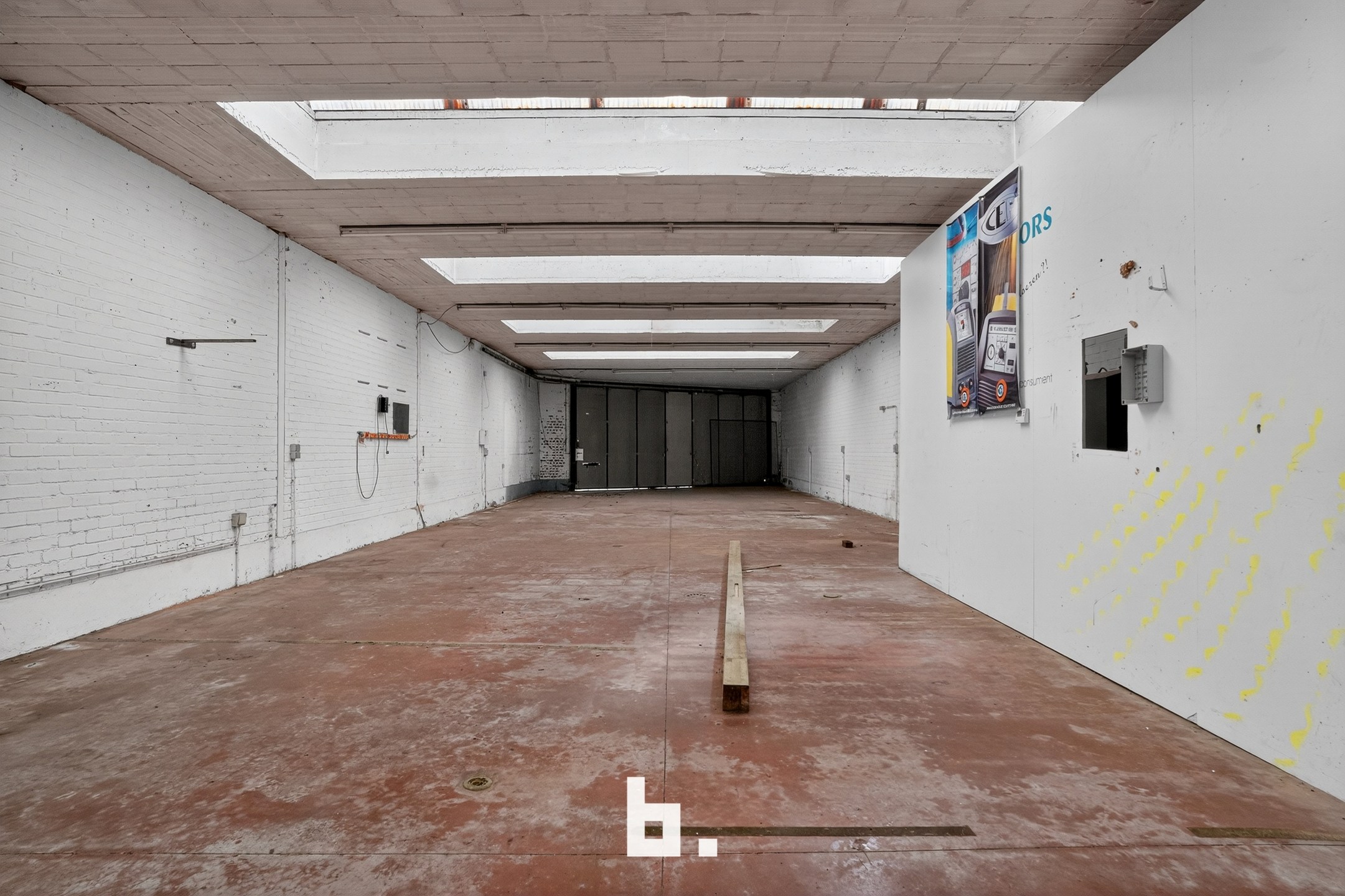 Magazijn te koop nabij het centrum van Roeselare – ca. 170 m² - foto 4