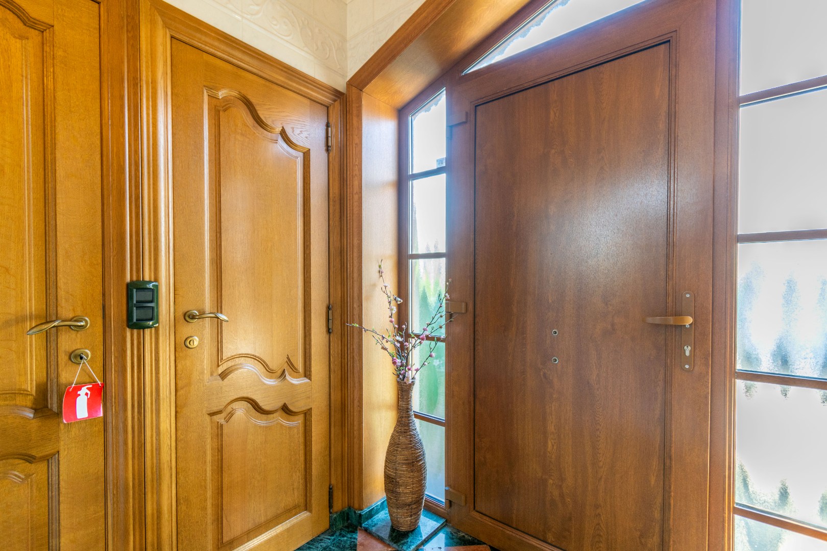 House for sale in Saintes with 5 bedrooms - photo 2