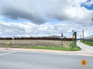  Prachtige Bouwgrond (lot 5) te koop met betoverend uitzicht op appelbloesems en weilanden!Droomt u van het bouwen van uw eigen droomhuis te midden...