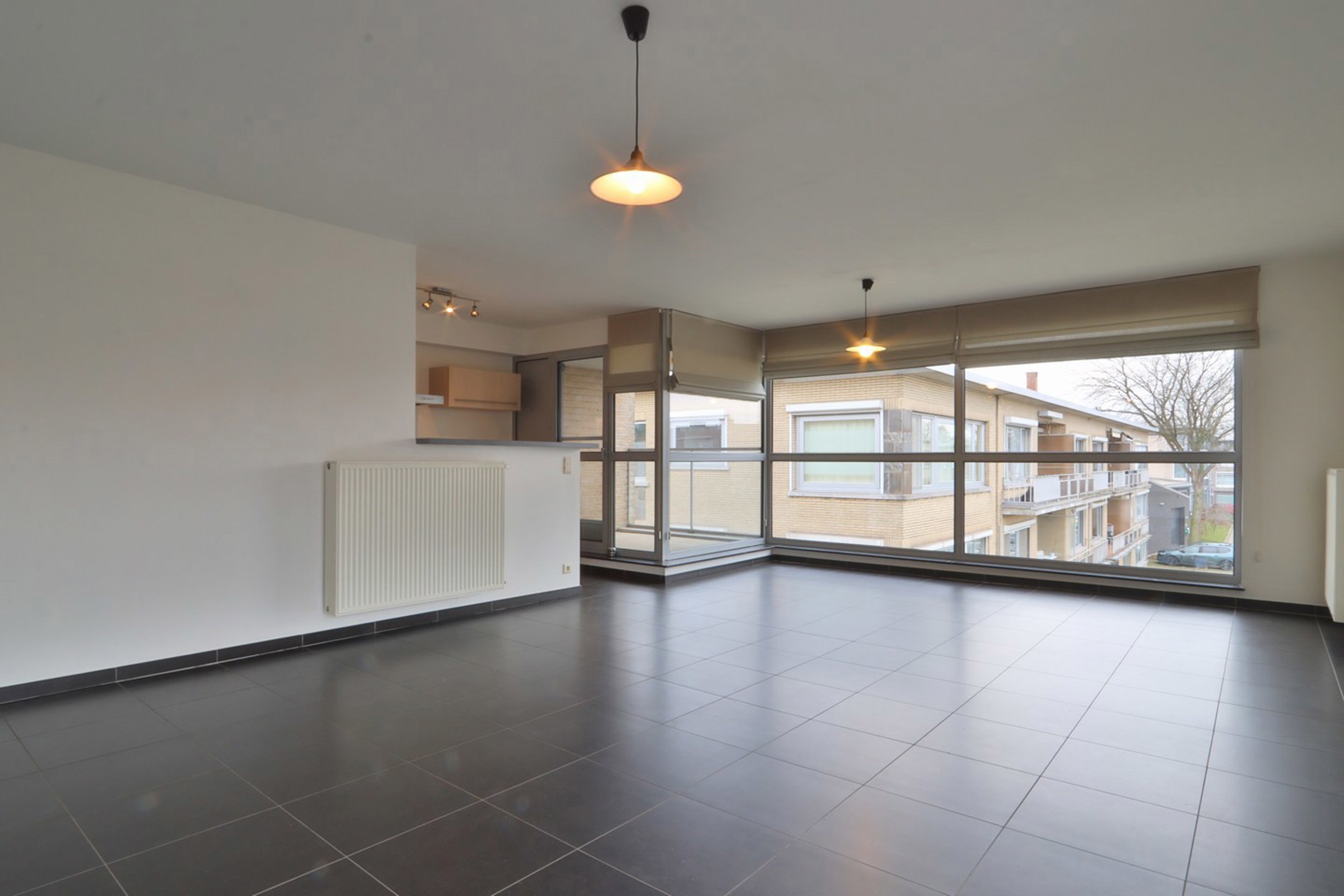 Ruim 2-slpk appartement met terras, garage en kelderberging! - foto 2