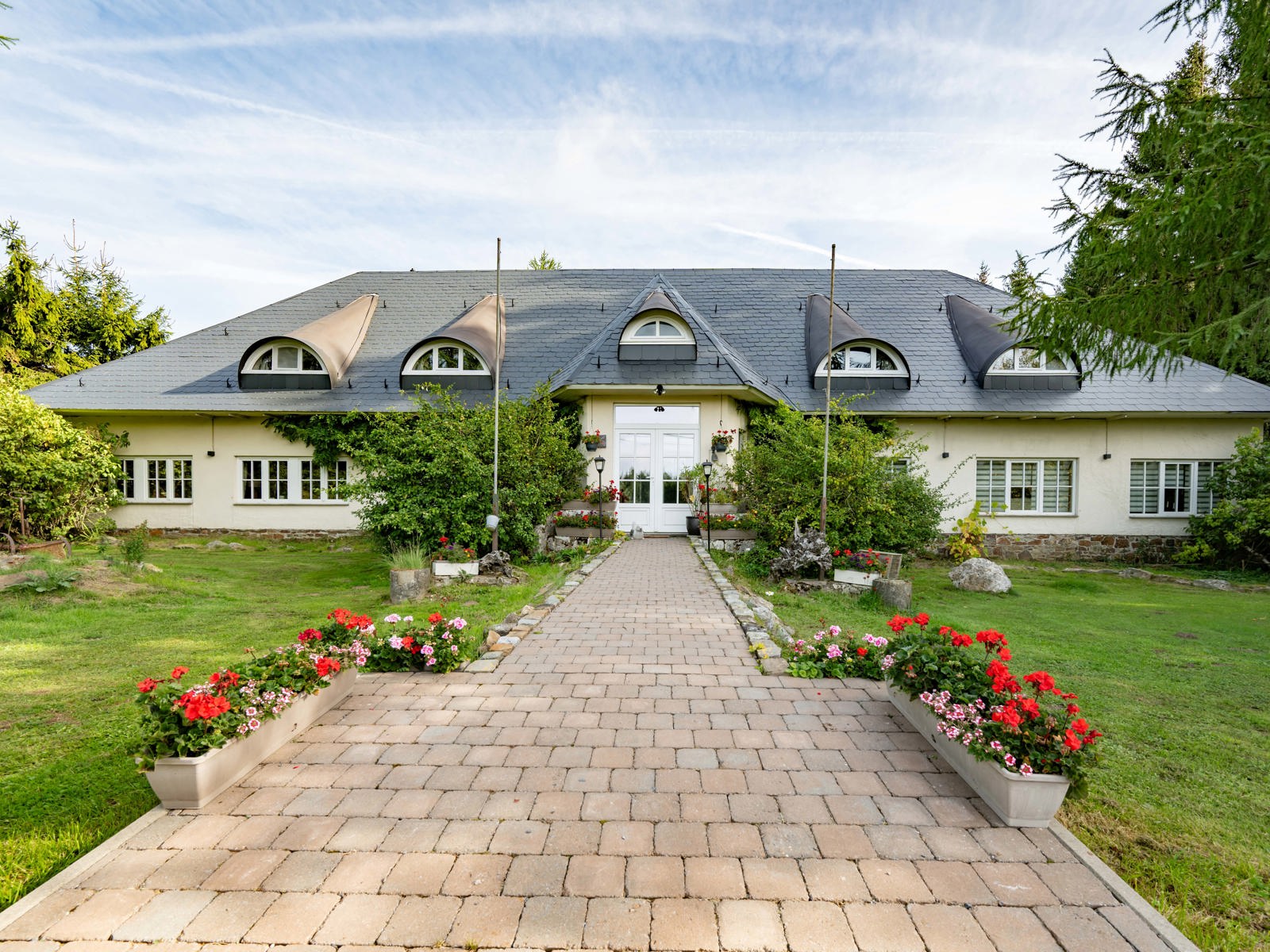 Grote villa in Ardense stijl met tal van mogelijkheden - foto 4