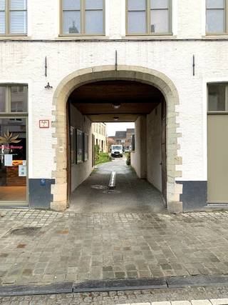 Garage for rent in Bruges