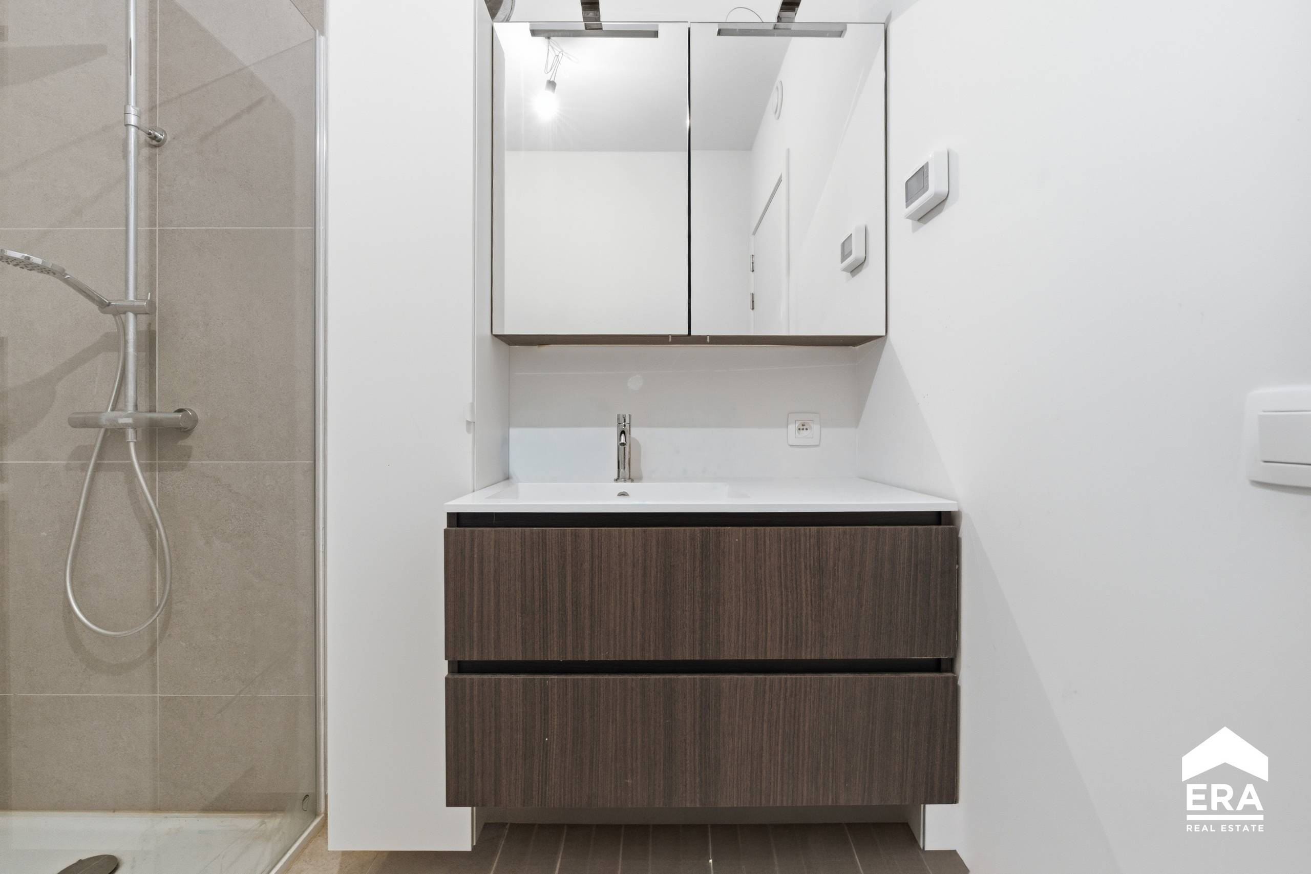 Nieuw energiezuinig appartement met staanplaats in Izegem - foto 5