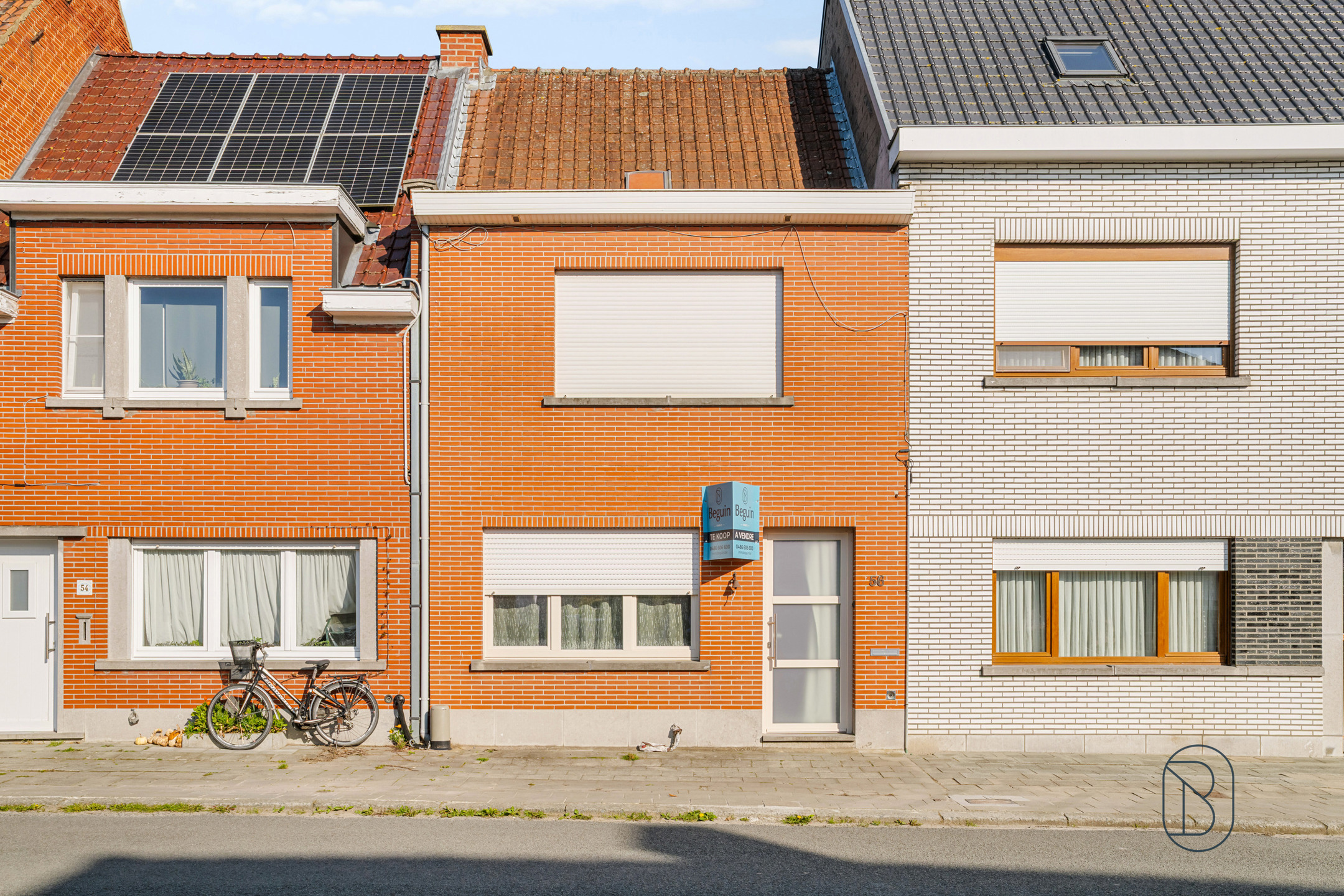 Degelijke woning met grote tuin, en atelier. - foto 1