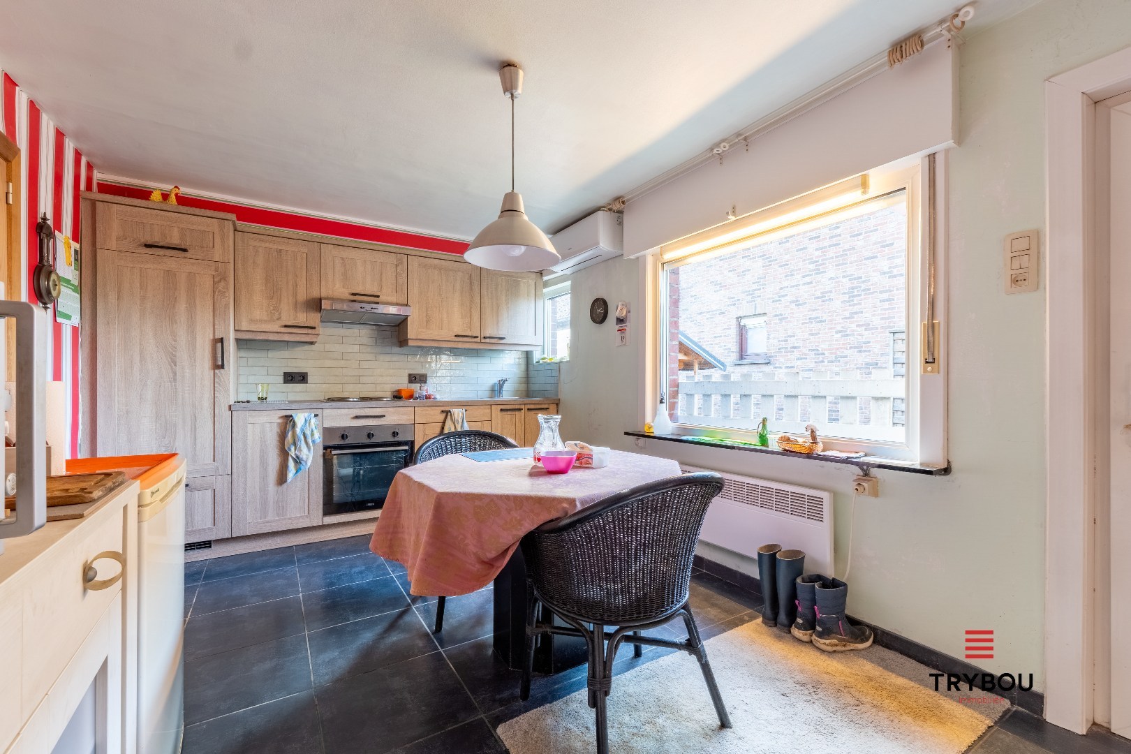 Alleenstaande, kloeke woning met veel potentieel - Jonkershove - foto 5