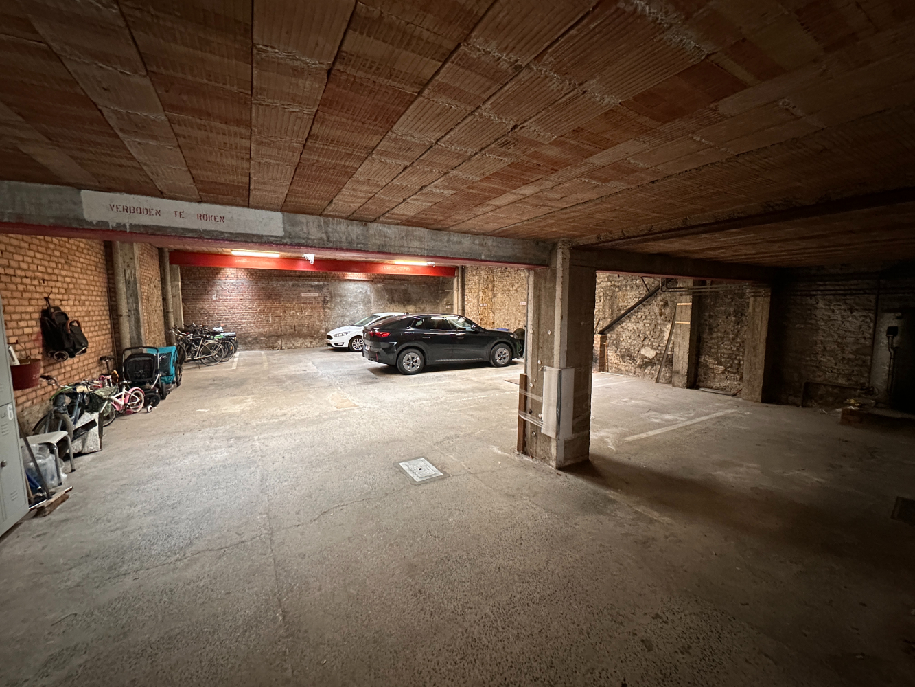 Gesloten parkeerplaatsen - foto 3