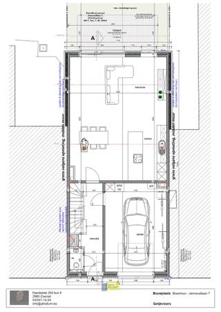 <p><span>Deze prachtige energiezuinige nieuwbouwwoning is ideaal gelegen nabij het centrum van Boechout, op wandelafstand van winkels, scholen en openbaar vervoer. De woning combineert modern comfort met een duurzame bouwkwaliteit.</span></p><p><span>Op het gelijkvloers bevindt zich een lichtrijke leefruimte met open, volledig ingerichte keuken die uitgeeft op de tuin. De woning beschikt over 5 ruime slaapkamers en 2 stijlvolle badkamers, ideaal voor gezinnen of wie extra ruimte zoekt voor bureau of hobbykamer.</span></p><p><span>Dankzij de warmtepomp, zonnepanelen, hoogwaardige isolatie en ventilatiesysteem D geniet u van een laag energieverbruik en optimaal wooncomfort. Verder beschikt de woning over een garage en een verfijnde afwerking met kwalitatieve materialen.</span></p><p><span>Een instapklare, toekomstgerichte woning op een topligging in Boechout.</span></p><p><span> </span></p>