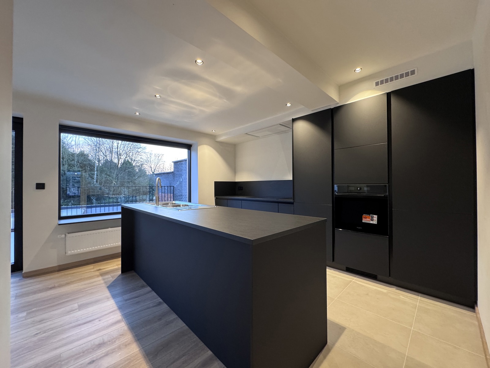 Gerenoveerd appartement op toplocatie - foto 3