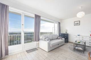 Residentie PANORAMIC B: op de 3de verdieping aan de achterzijde (zonnekant) van de Residentie, ruime en gemeubelde studio, bestaande uit :...