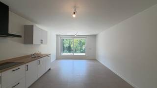 Ben je op zoek naar een splinternieuw, comfortabel appartement waar je heerlijk tot rust kunt komen, maar toch overal dichtbij bent? Dit...