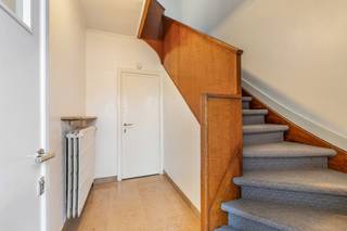 Gelegen op een gunstige locatie in het centrum van Tienen bevindt zich dit ruime duplexappartement. Ideaal als eigen woonst of investering.Op de...