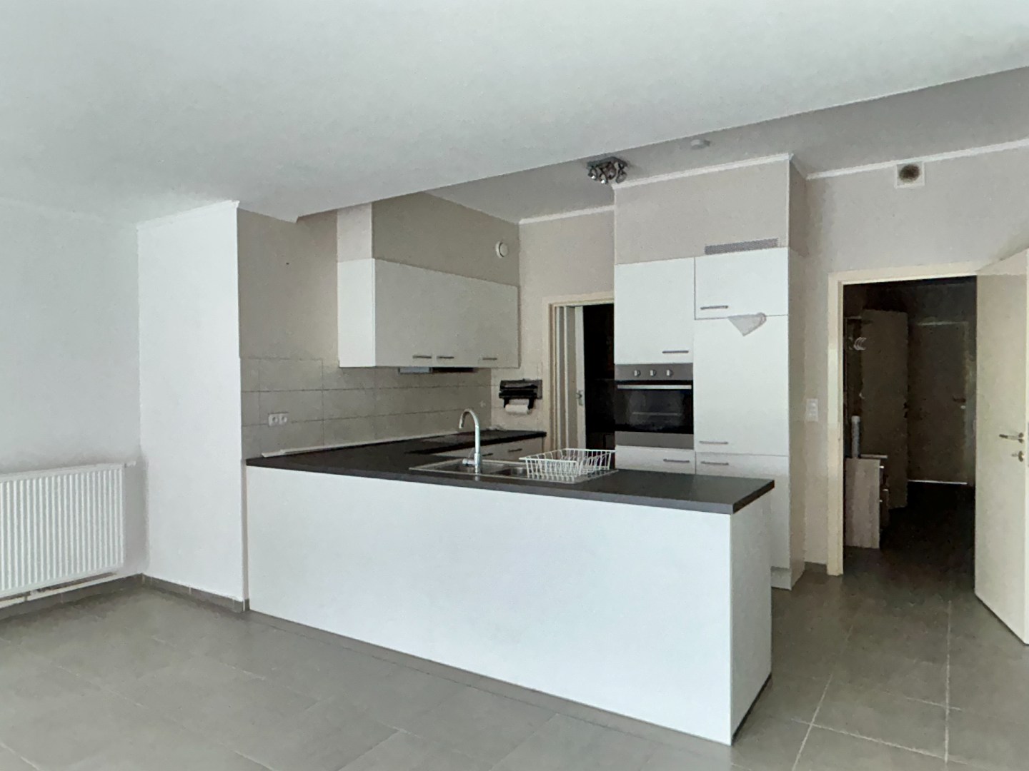 Gelijkvloers appartement van 106m² met garage en autostaanplaats - foto 4