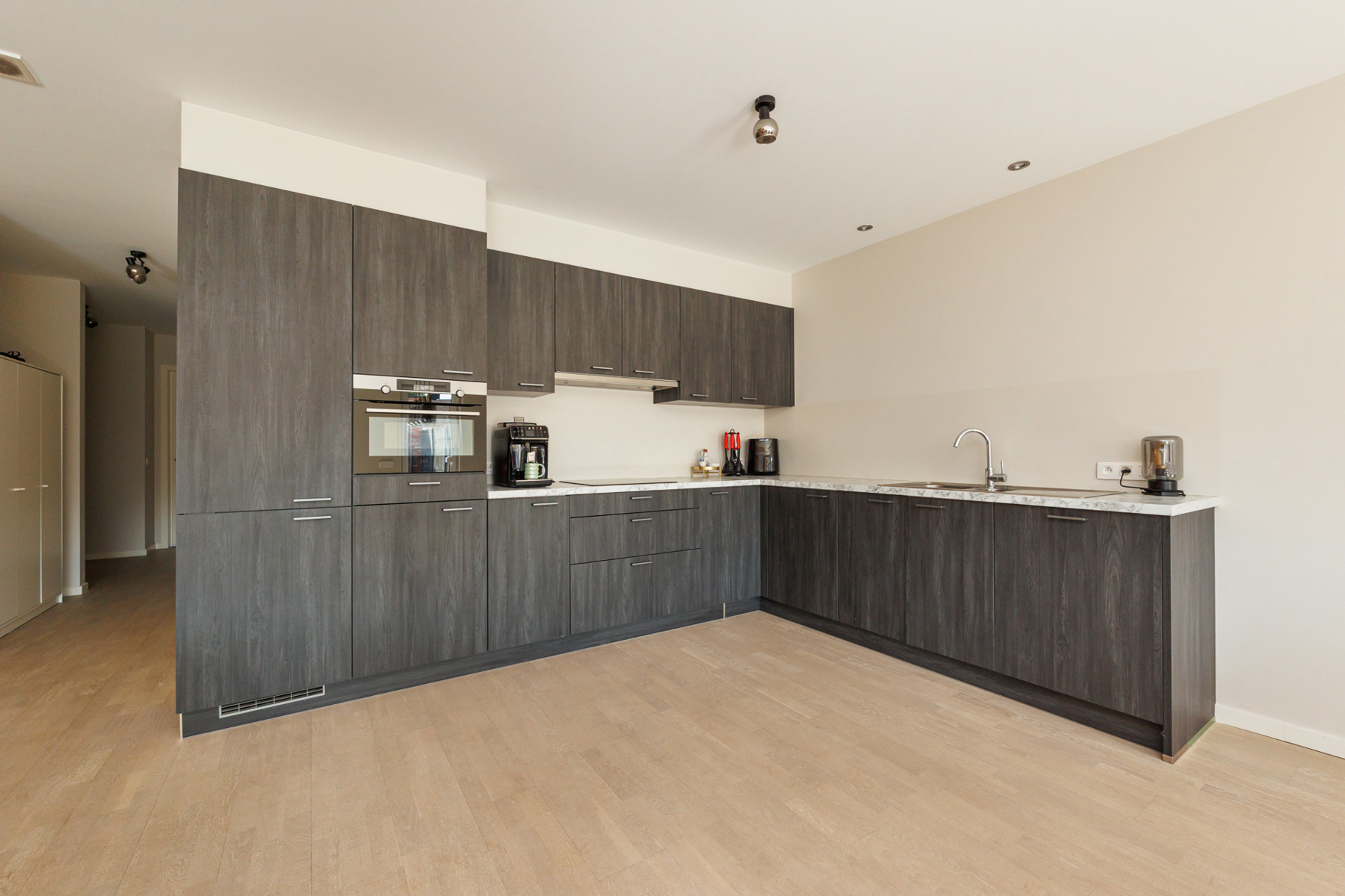 Apartment for sale in Stabroek with 2 bedrooms - photo 3