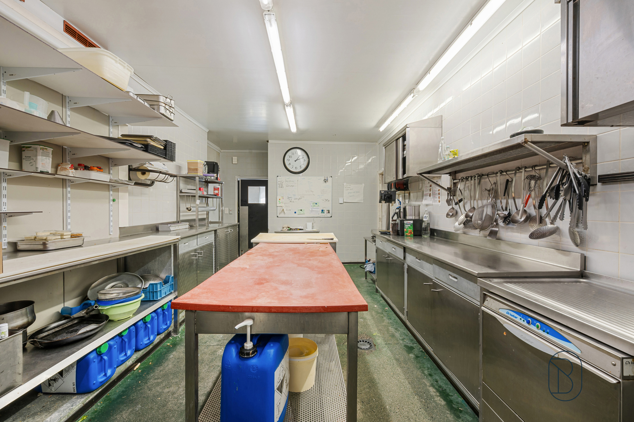 Overname viswinkel met woonst in centrum Berchem - foto 4