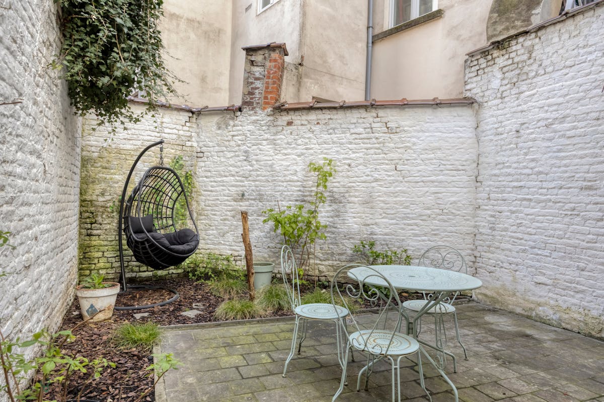 Appartement de 2 chambres avec cour à Schaerbeek, maison communale - photo 4