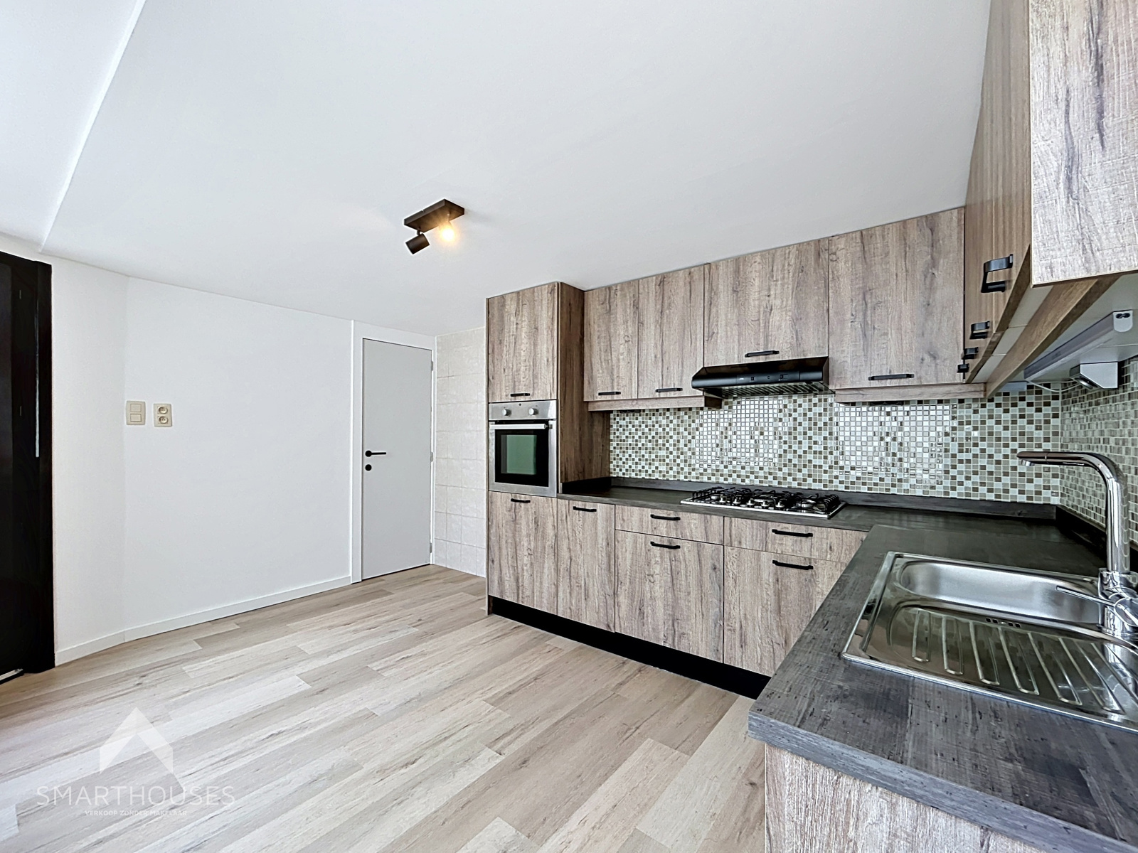 Maison à vendre à Harelbeke avec 3 chambres - photo 4
