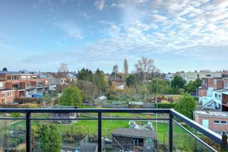 Appartement op 2de verdieping met 2 slaapkamers en ondergrondse staanplaats nabij het centrum van DuffelWe vinden dit recent appartement op de tweede...