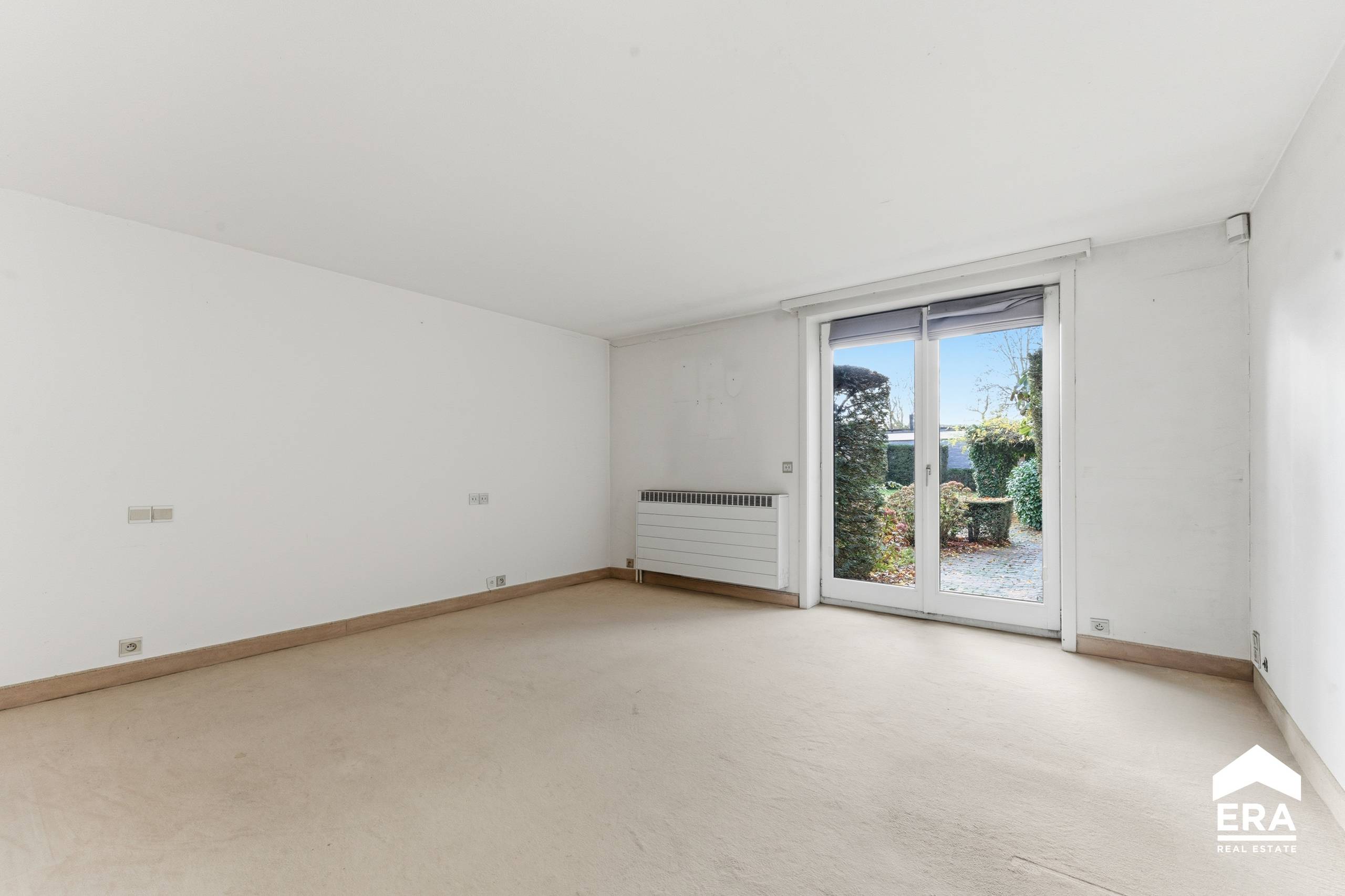 Karaktervolle villa te koop met ruime garage en tuin - foto 5