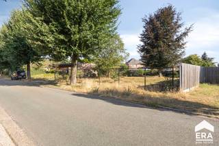 <p>Bouwgrond voor open bebouwing in groene omgeving te Lommel! </p>
<p><strong>Kattenbos: </strong><strong>Prachtige bouwgrond (511m²) voor open bebouwing met 18m straatbreedte nabij bossen</strong></p>
<p> </p>
<p><span>Troeven:</span></p>
<ul><li><span>Bouwgrond voor open bebouwing</span></li><li>Straatbreedte van 18m</li><li>Gelegen in rustige en kindvriendelijke straat nabij:
<ul><li>Bossen</li><li>Openbaar vervoer, scholen, winkels, invalswegen, ..</li><li>Op ca. 5 minuten van Lommel-Centrum</li></ul>
</li></ul>
<p>Neem vandaag nog contact op met je ERA-makelaar voor meer informatie of een afspraak.</p>
<p> </p>
<p>JOUW DROOMGROND. ZO GEVONDEN!</p>