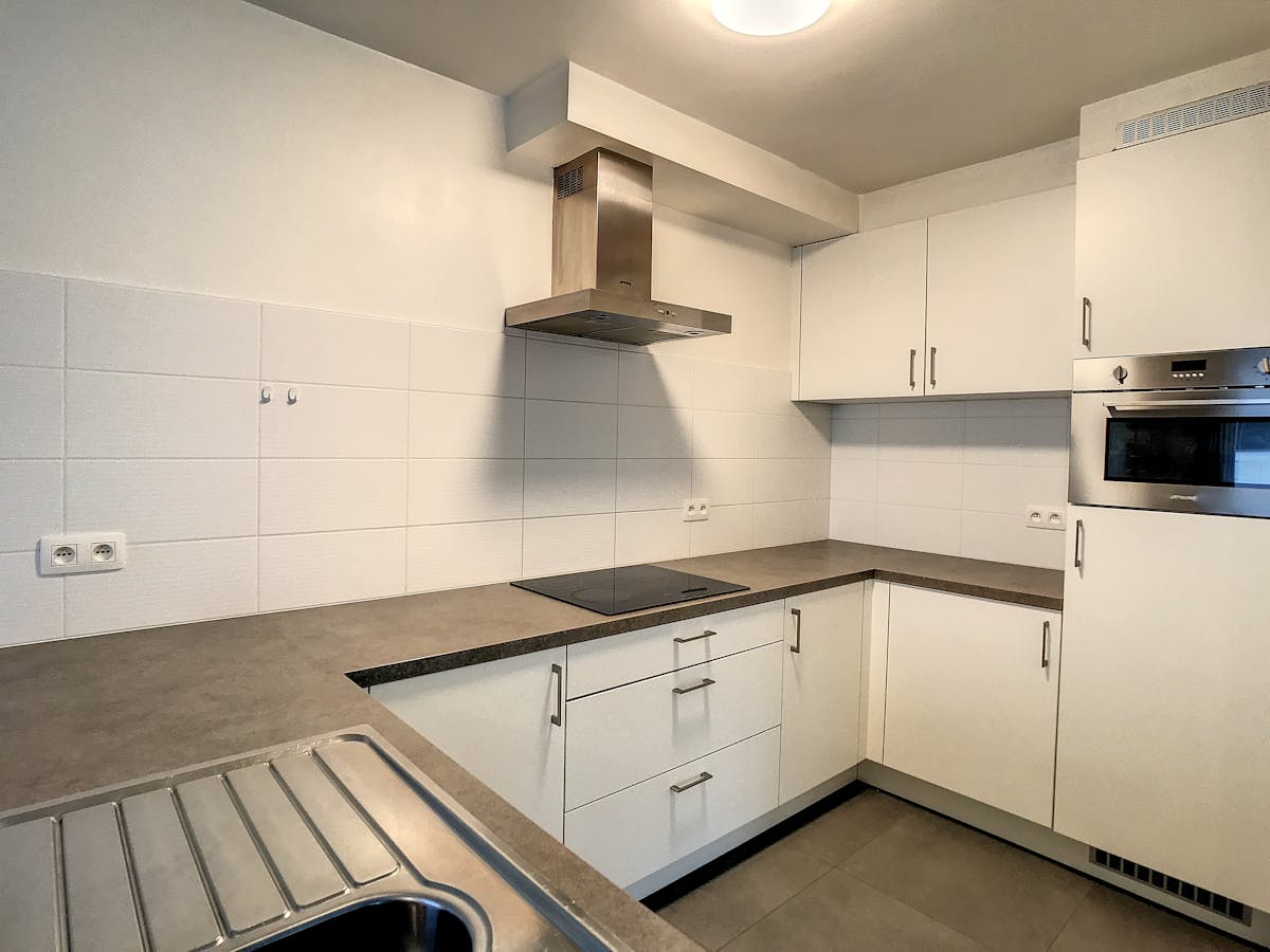 Appartement met 2 slaapkamers te huur in Veurne - foto 3