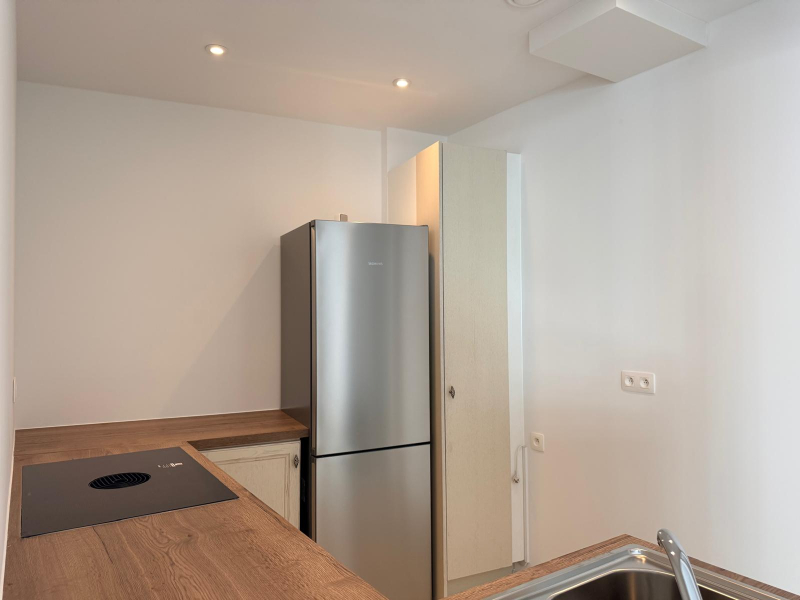 Prachtig gerenoveerd 1-slaapkamerappartement in het hart van Hasselt! - foto 4