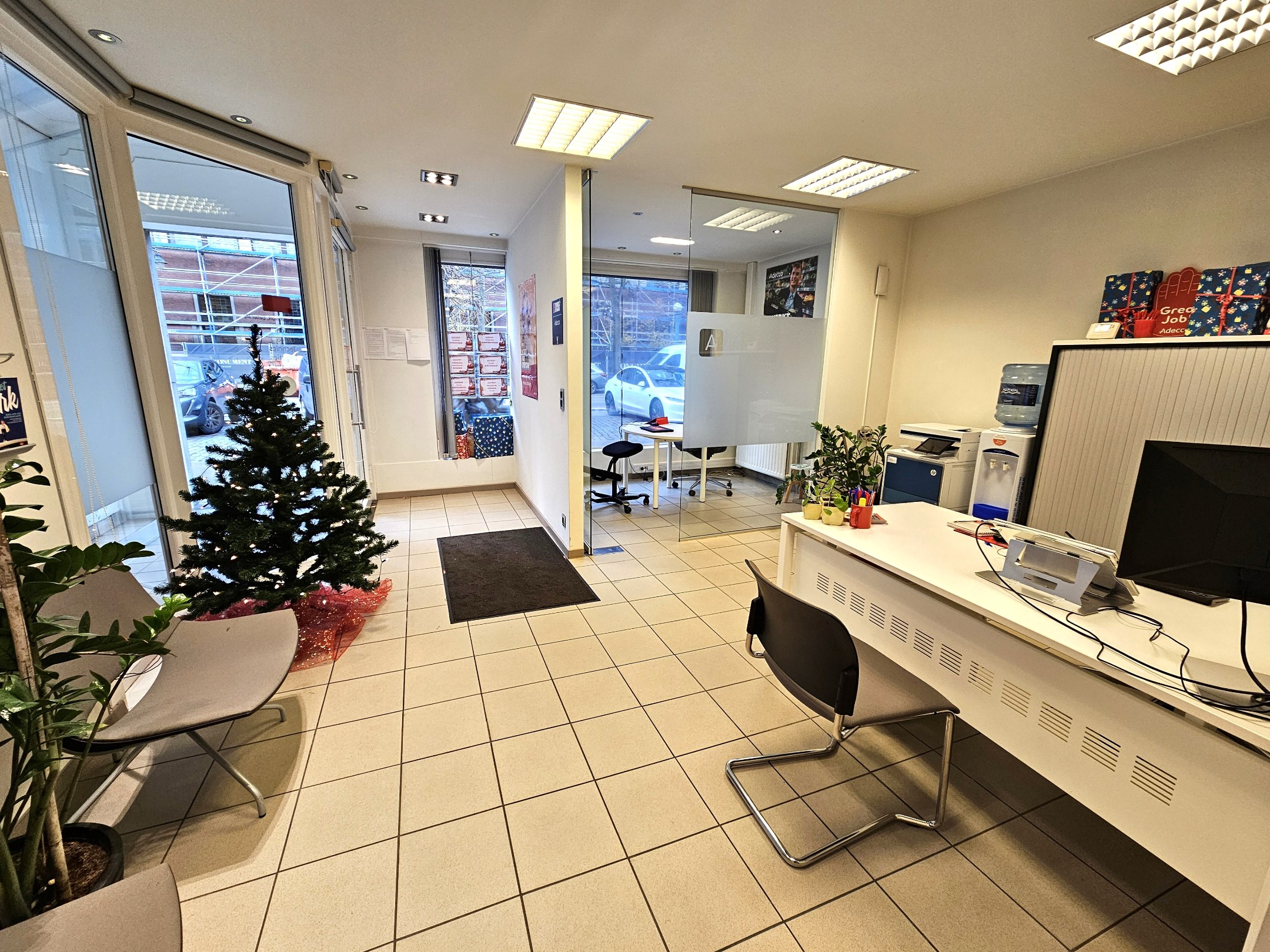 Commercial for rent in Hoogstraten - photo 2
