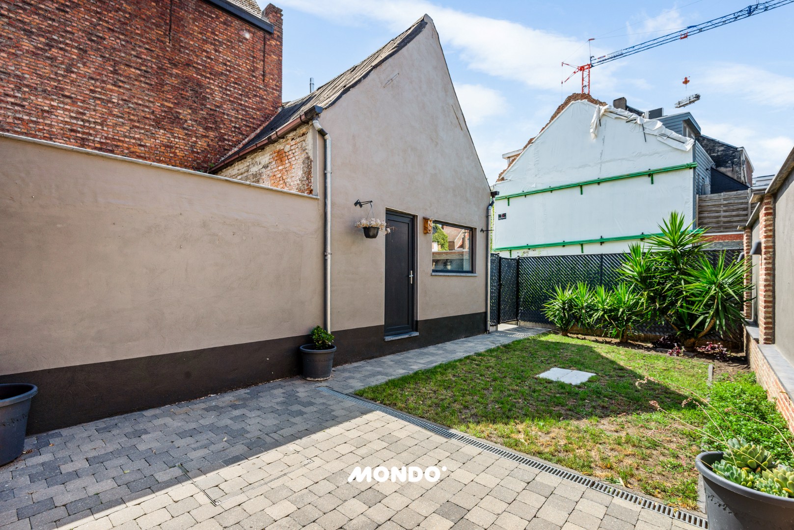 Ruime woning met praktijk of handelsmogelijkheden in het centrum van Willebroek - foto 4