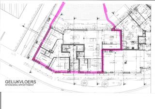 Dit casco appartement is gelegen in de recente (2023) residentie "August" op de hoek van de Haiglaan en de Augustijnenstraat.Zowel het centrum,...