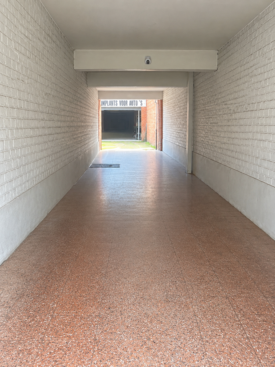 Commercial à louer à Anvers - photo 4