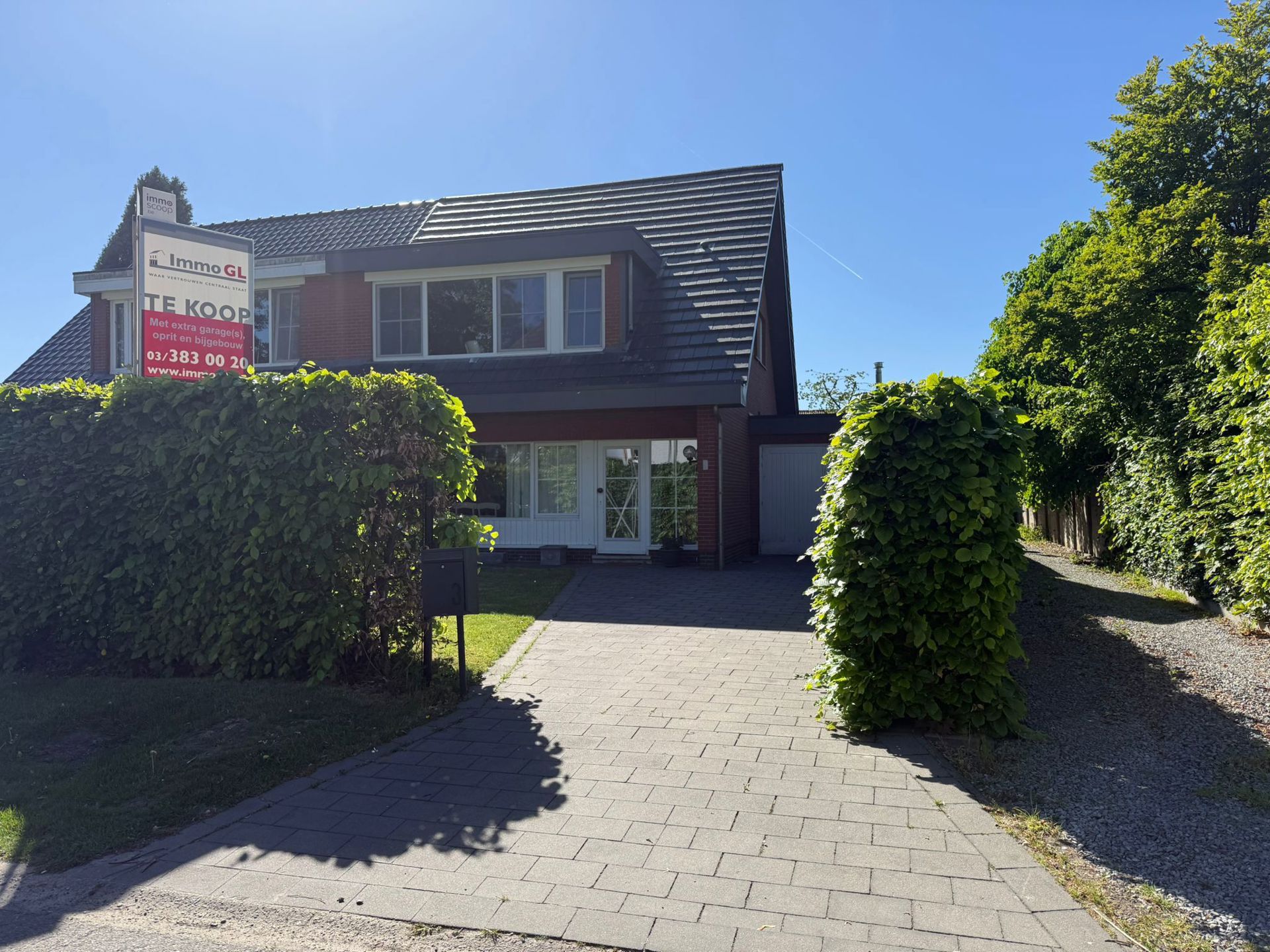 House for sale in Schoten with 3 bedrooms - photo 1