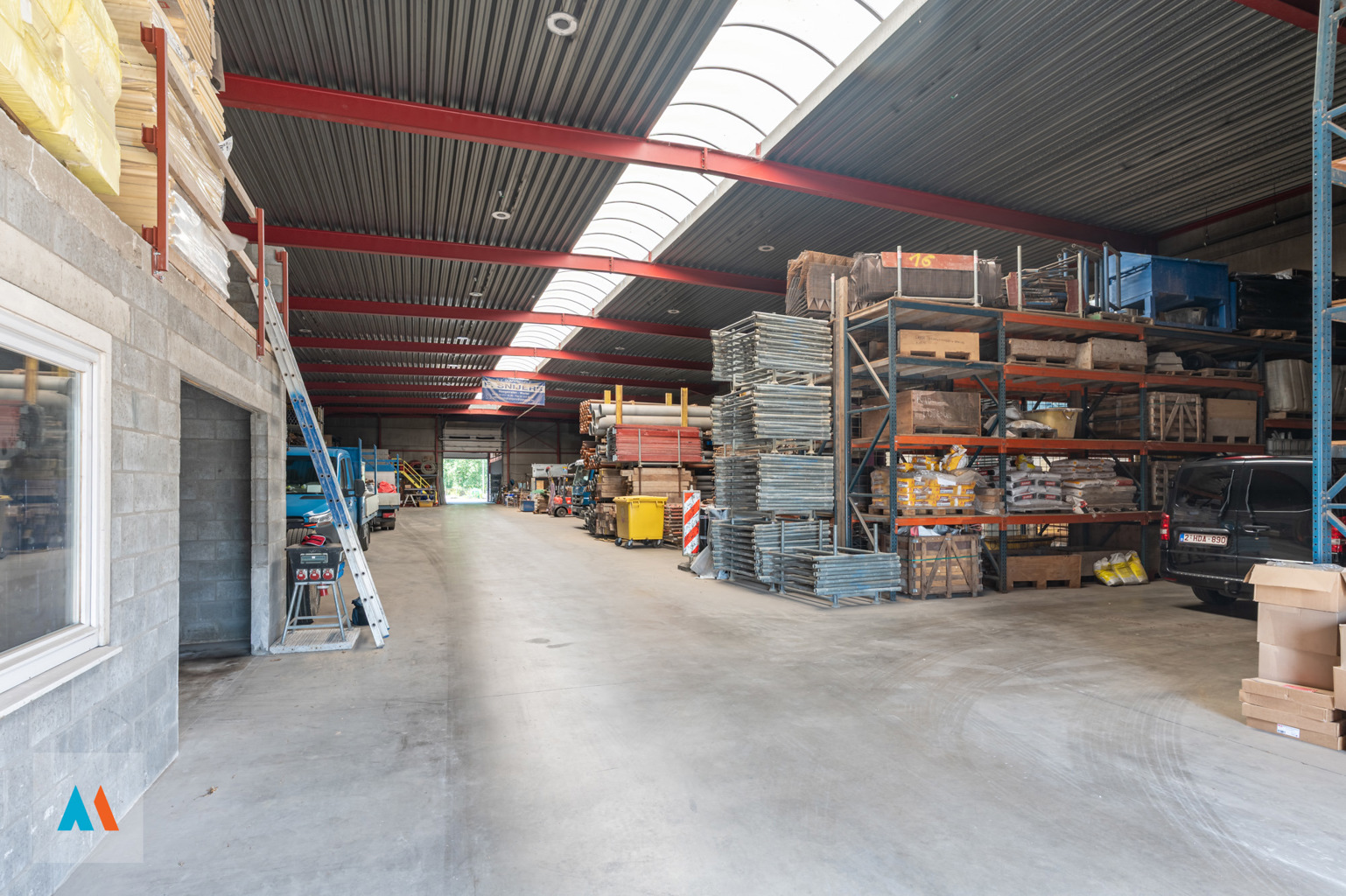Veelzijdig KMO-gebouw - foto 1