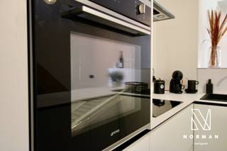 Welkom in de Kerkstraat 8A te Spiere-Helkijn. Deze prachtige nieuwbouwwoning, die kan aangekocht worden aan 6% BTW, bevindt zich in een rustige...