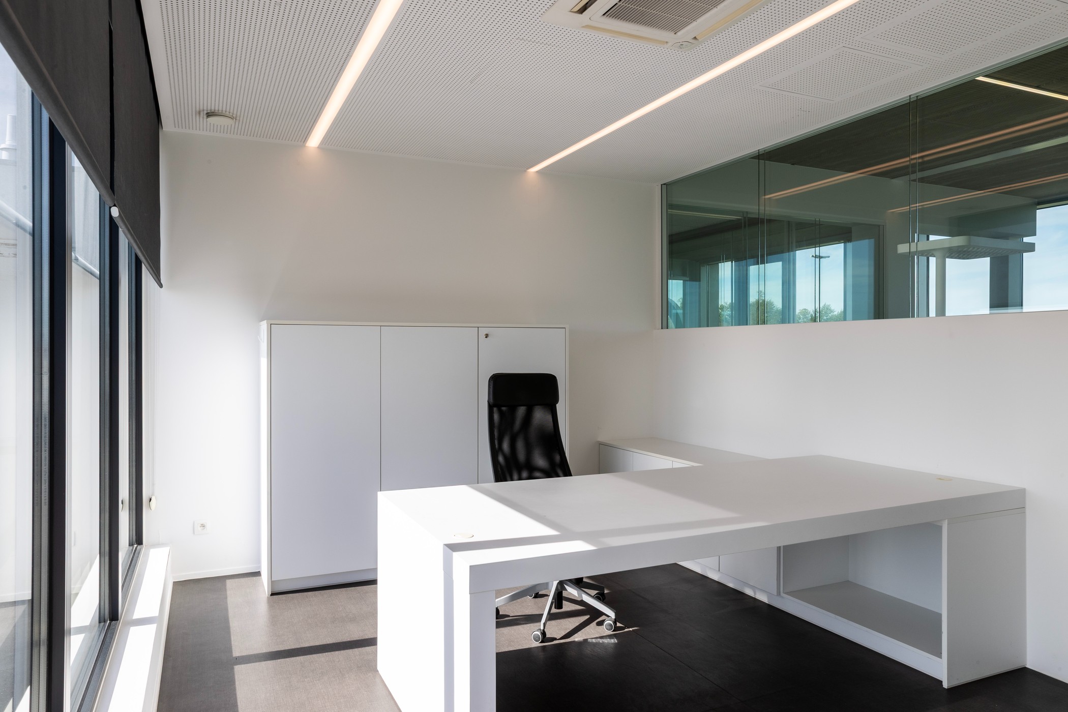 Moderne kantoorruimte 200m² te huur in Harelbeke - foto 4