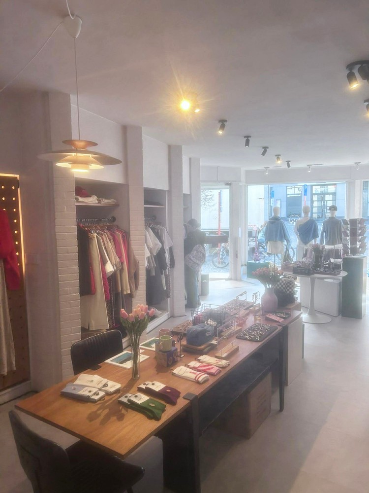 Commercial à louer à Malines - photo 2