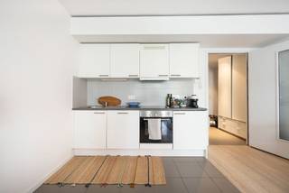 BRUSSELS, European district, recent studio apartment of ± 36m² of living space located on the 4th floor of a building constructed in 2016...