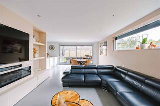 GOEFERDINGE - Bent u op zoek naar een instapklare gezinswoning in een rustige woonwijk?Dan is deze woning misschien wel iets voor u! De belangrijkste...