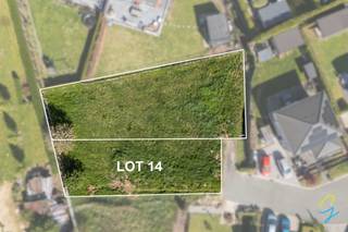 Bouwgrond te Brakel, gelegen in de rustige verkaveling "Meierij".Kenmerken :- op het einde van een doodlopende straat- geen doorgaand verkeer-...