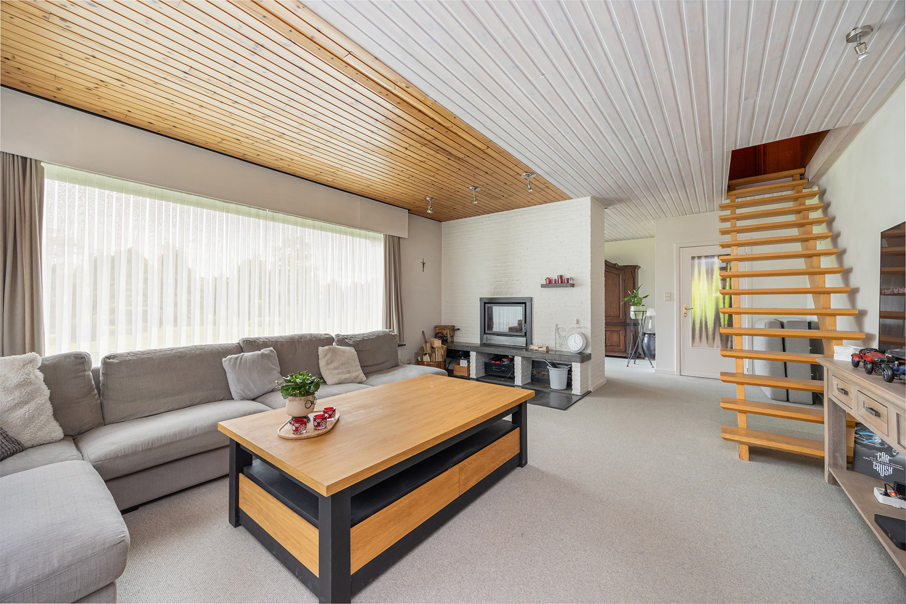 Ruime open bebouwing op 43a28ca met 5 slaapkamers - foto 4