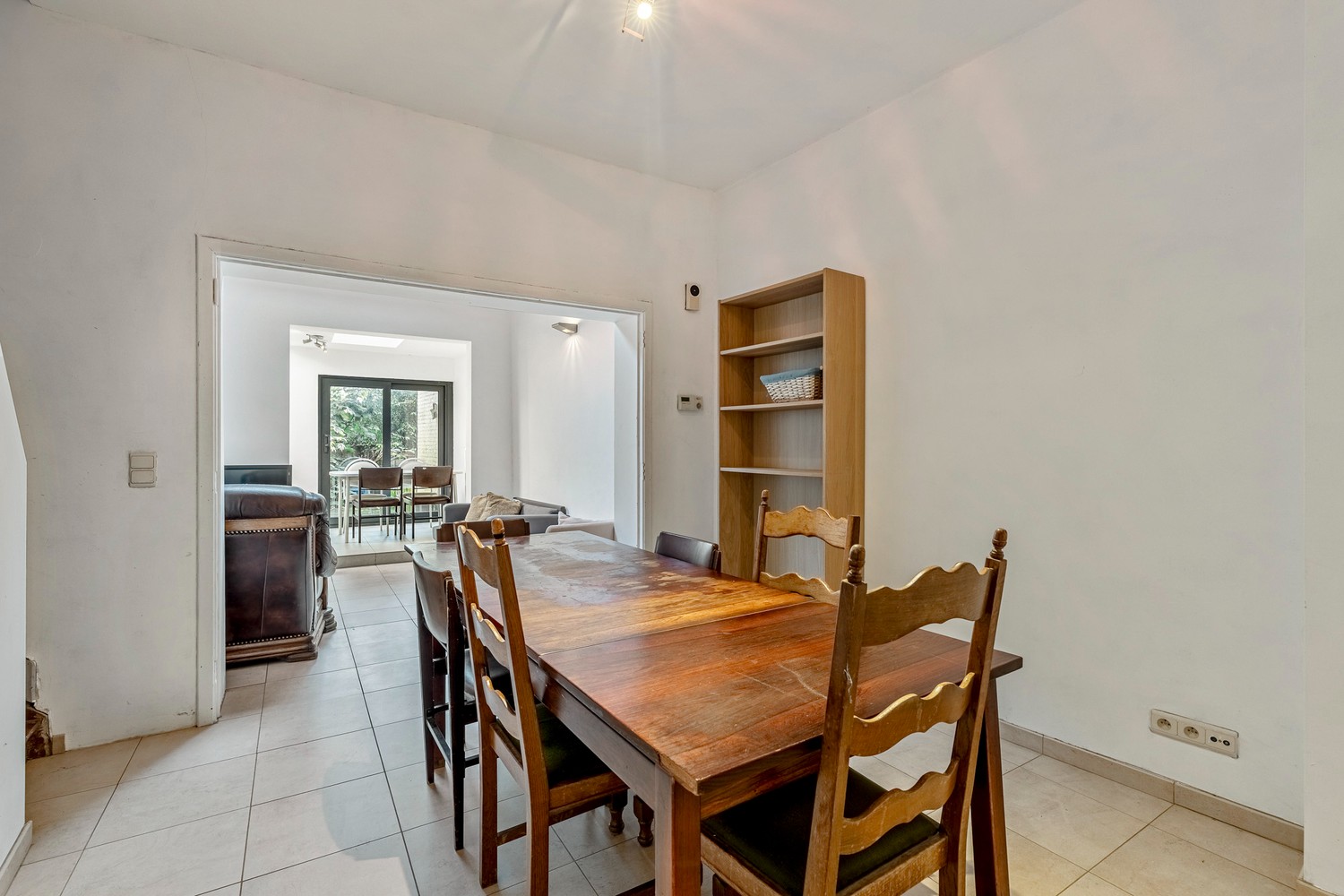 Goed gelegen woning met 4 slaapkamers en een terras nabij het UZ Gasthuisberg te Leuven! - foto 3